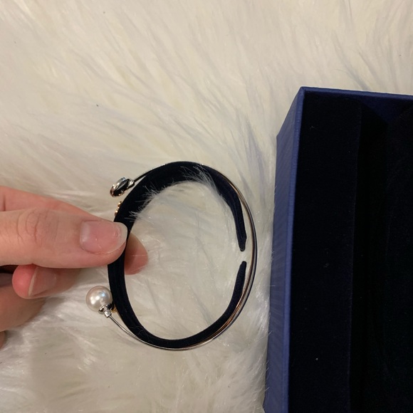 Swarovski bangle bracelets - Picture 3 of 5